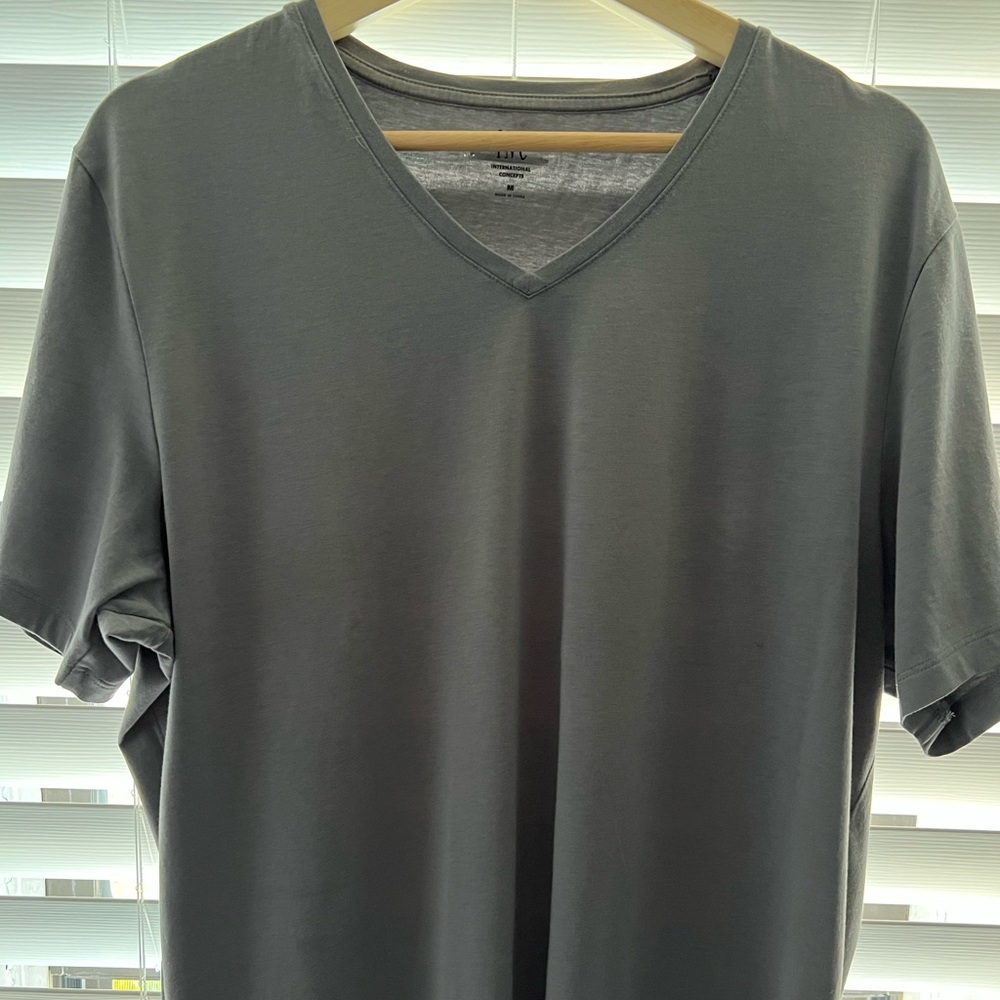 INC international Concepts V neck Shirt . Men’s size M .